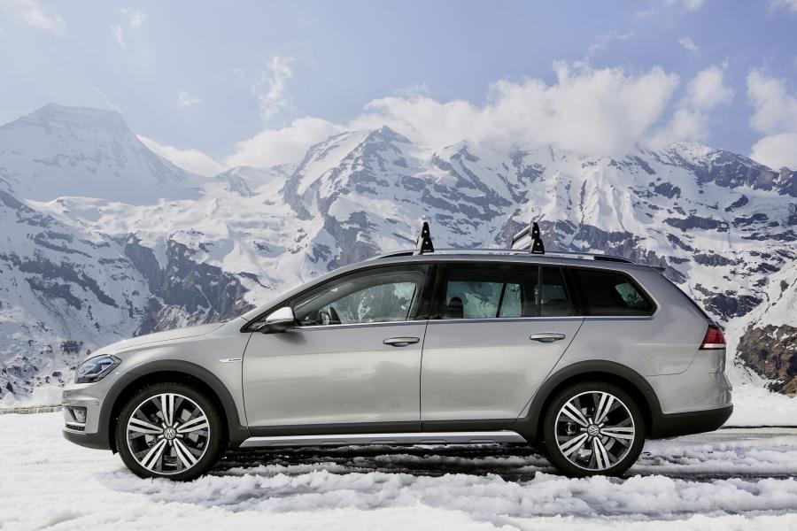  Volkswagen Golf Alltrack 2017 года  (WW) (фото 9 из 12)